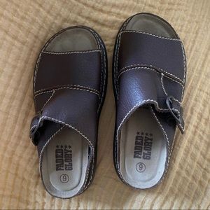 vintage faded glory sandals!!
